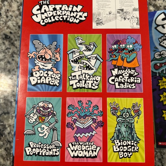Captain Underpants Book Set (7) - Picture 3 of 4